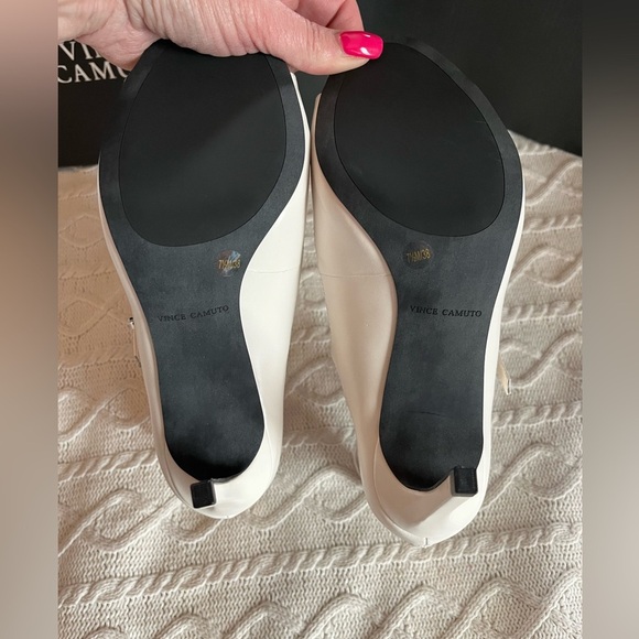 NEW! Vince Camuto Leather Coconut Cream Heels Designer Women’s Size 7.5 - Picture 7 of 16